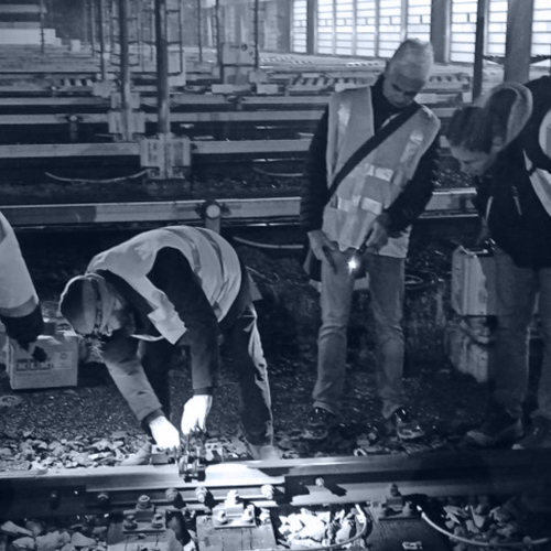 Placing moulds at Praga